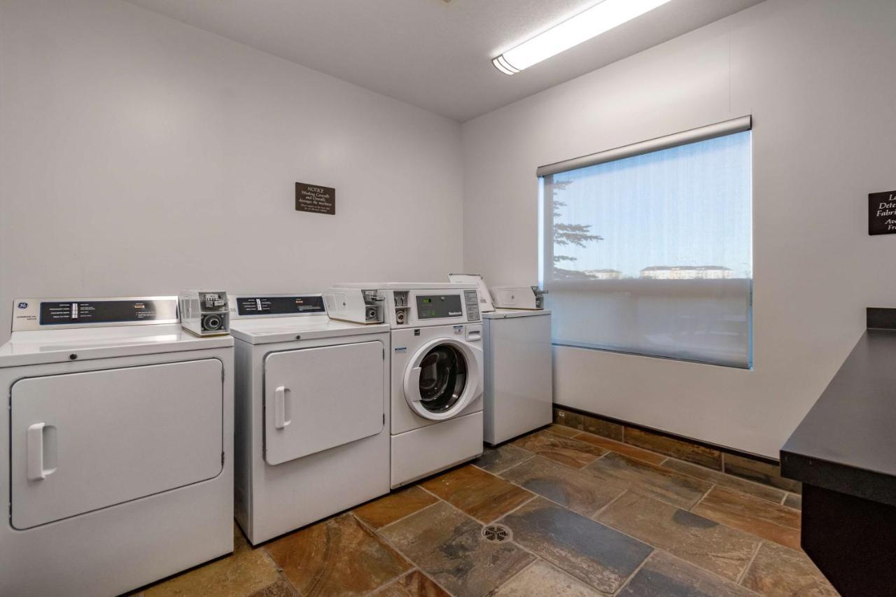 ベストウェスタン ボニービル イン アンド スイーツ Bonnyville エクステリア 写真